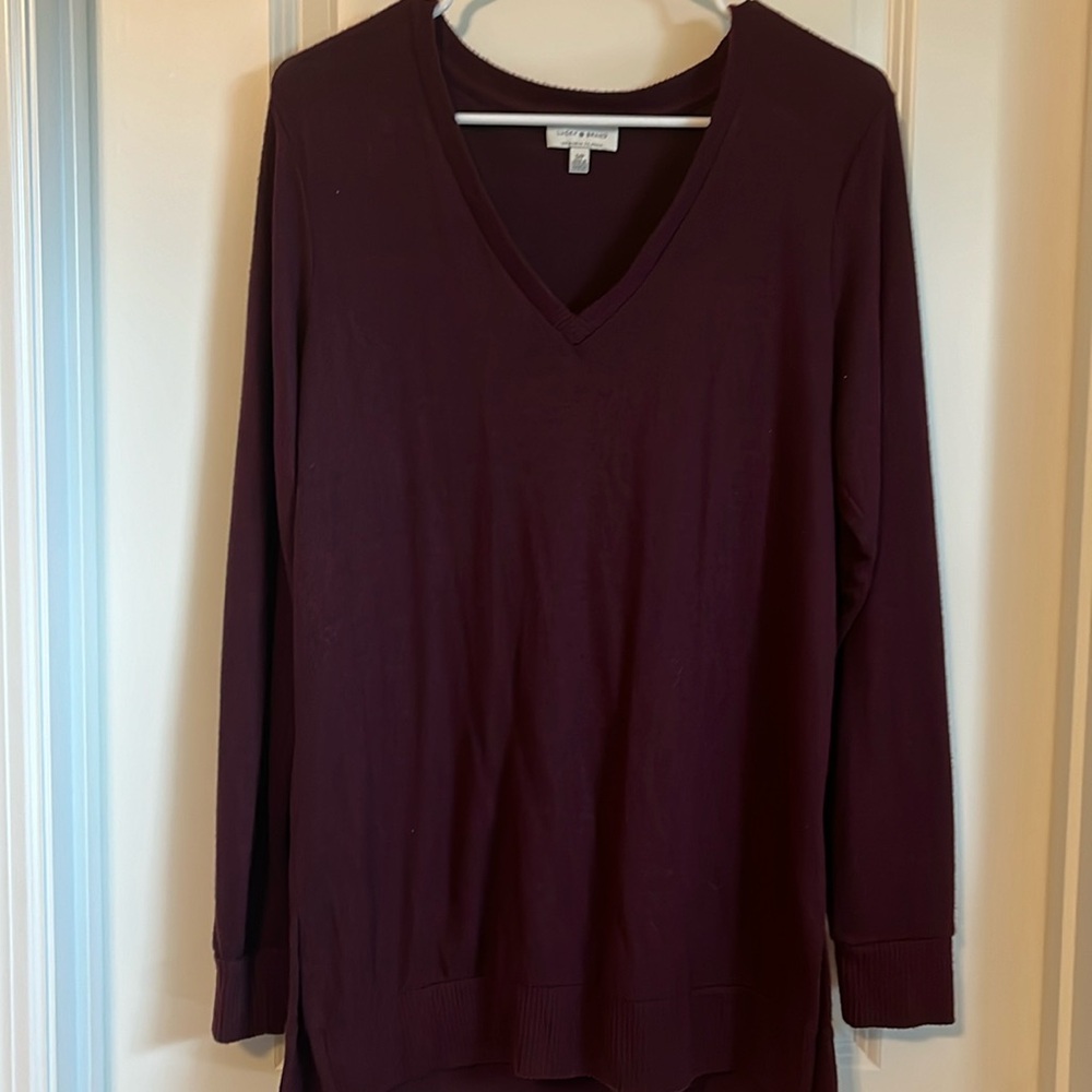 Lucky Brand V neck wine color sweater